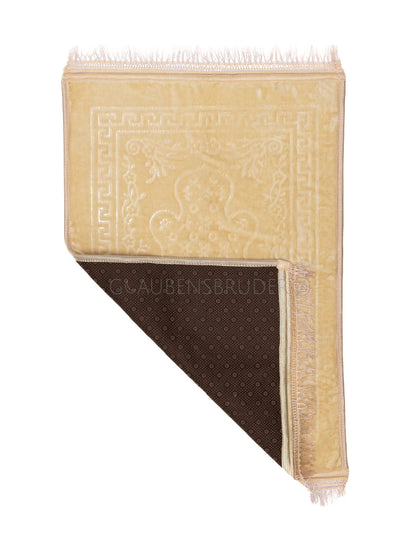 Velvet prayer rug